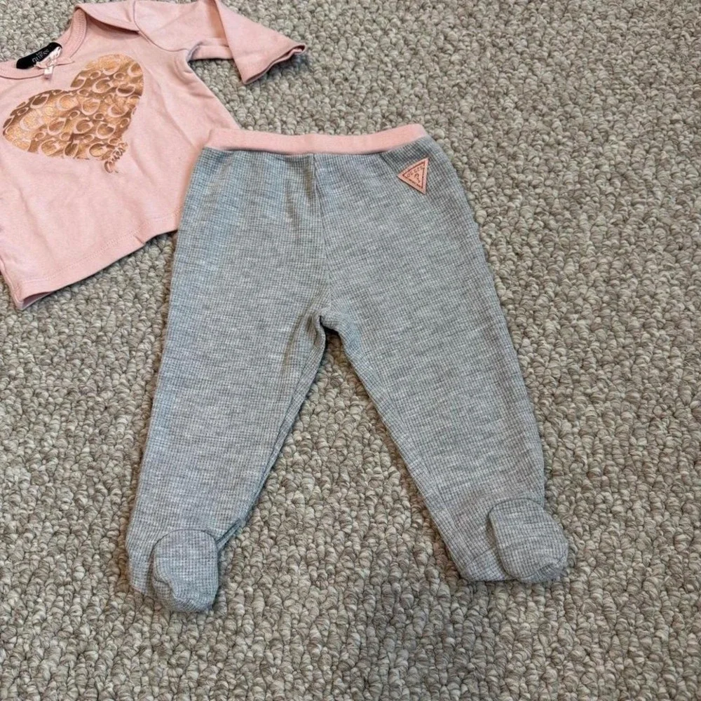 Guess Girls Outfit‎ Set Size 3-6 Months